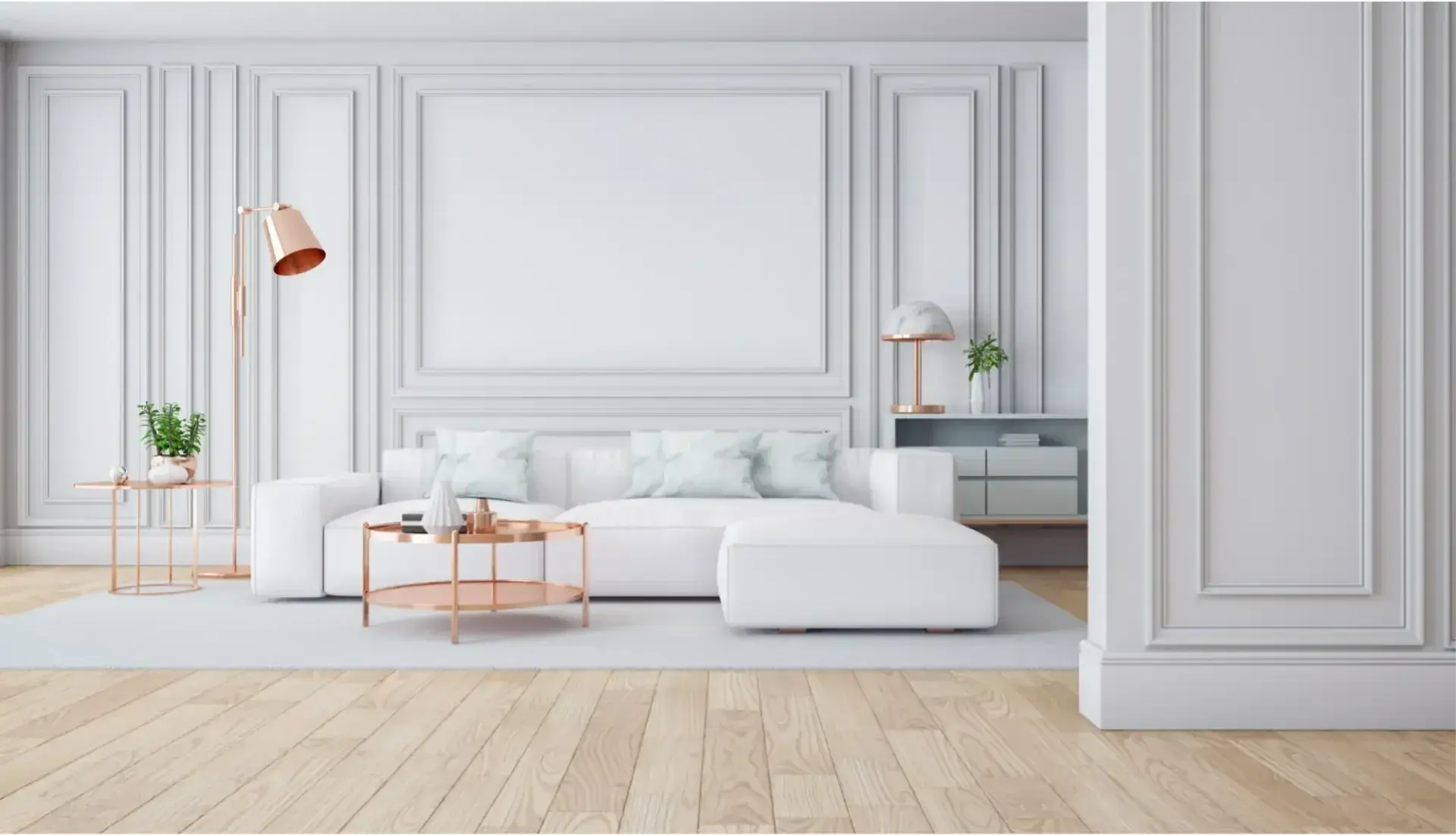 Prachtige kamer in een statig pand met houten sierlijsten, wit geschilderde muren en panelen, houten vloer en gezellige woonkamer met hoekbank, gerealiseerd door Walraven Bouw in Huissen, met expertise in Nijmegen, Arnhem en omgeving.